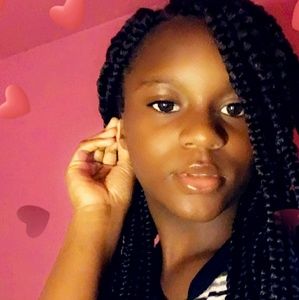 Meet your Posher, Maiya